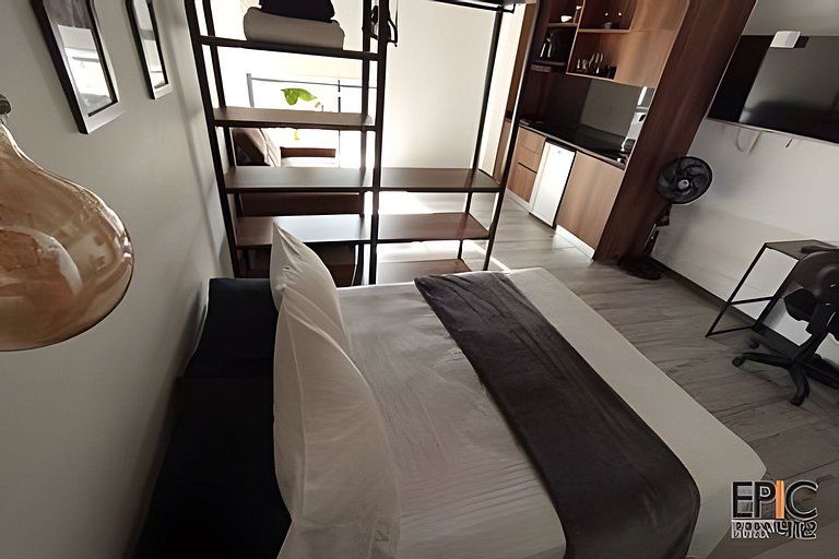 Epic Suite 412 Loft Fam Airport