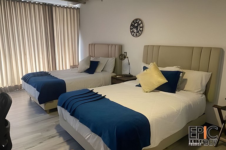 Epic Suite 307 Family Loft Airport