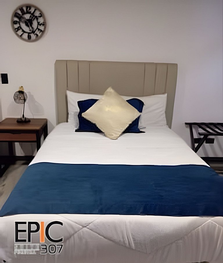 Epic Suite 307 Family Loft Airport
