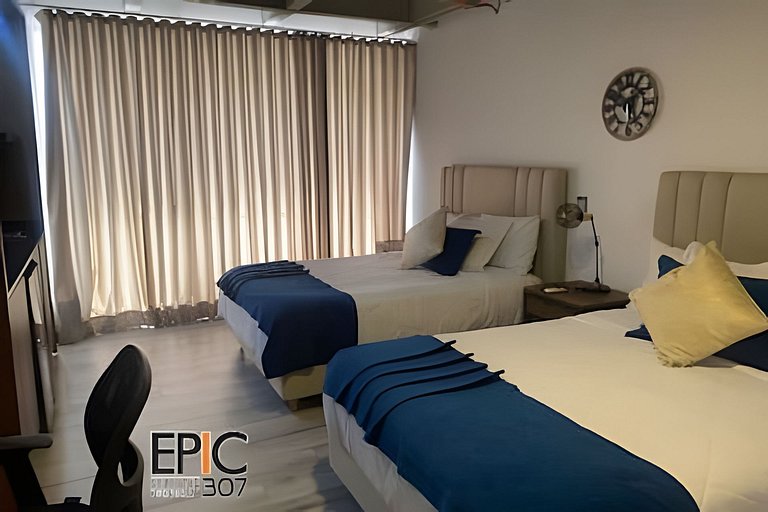 Epic Suite 307 Family Loft Airport
