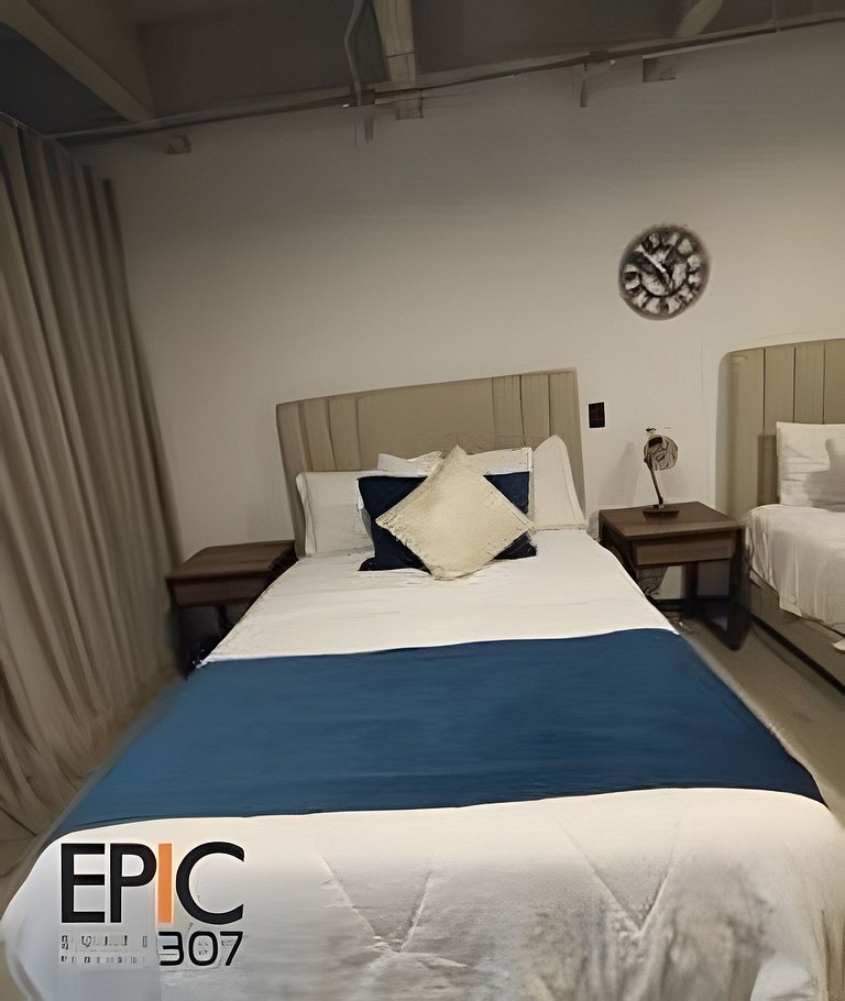 Epic Suite 307 Family Loft Airport