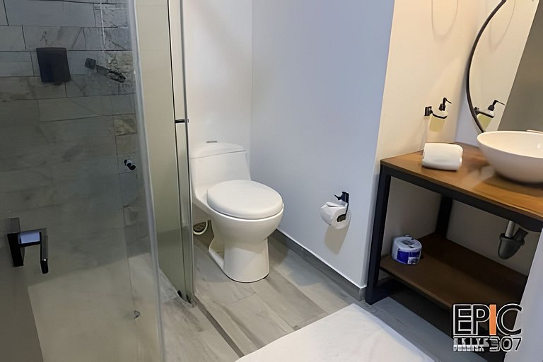 Epic Suite 307 Family Loft Airport