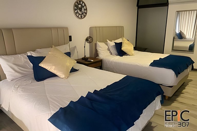 Epic Suite 307 Family Loft Airport