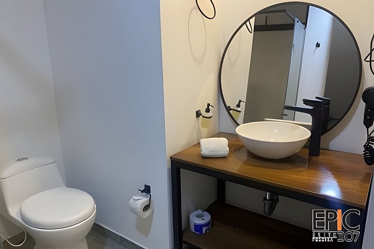 Epic Suite 307 Family Loft Airport