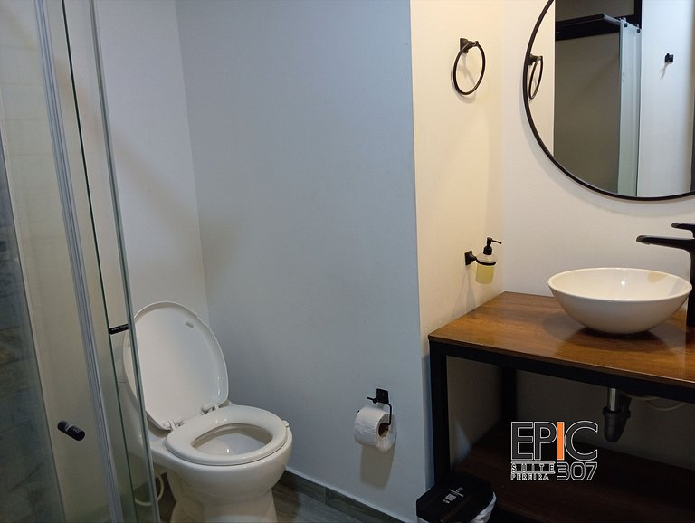 Epic Suite 307 Family Loft Airport