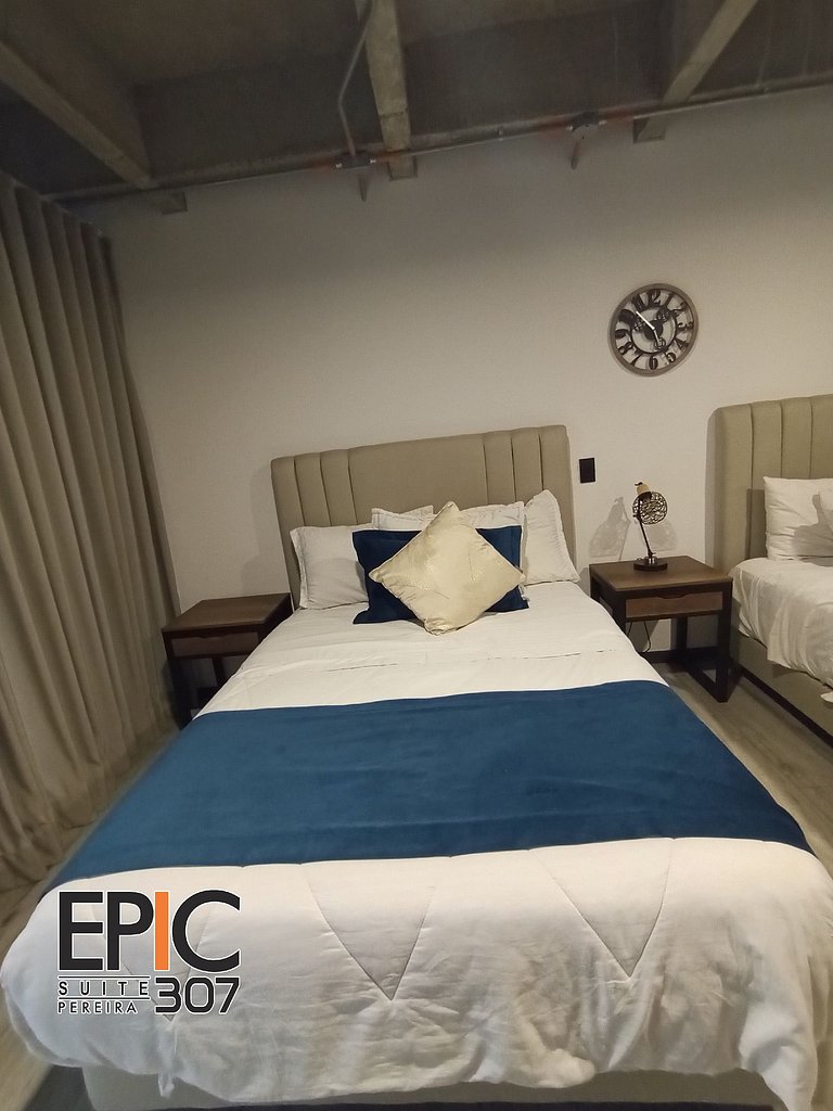 Epic Suite 307 Family Loft Airport