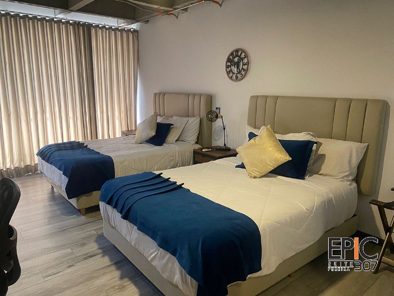 Epic Suite 307 Family Loft Airport