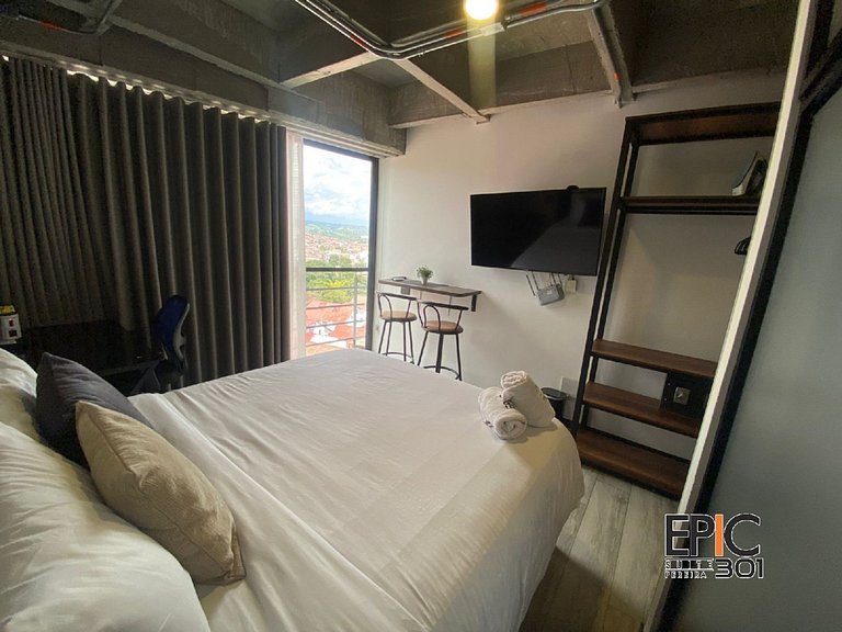 Epic Suite 301 Loft Deluxe Airport