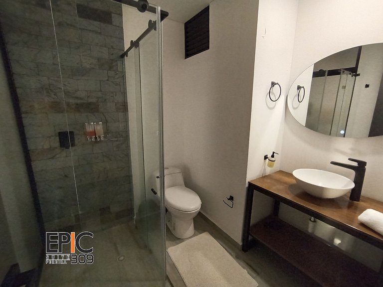 Epic Suite 309 Loft Luxury Airport