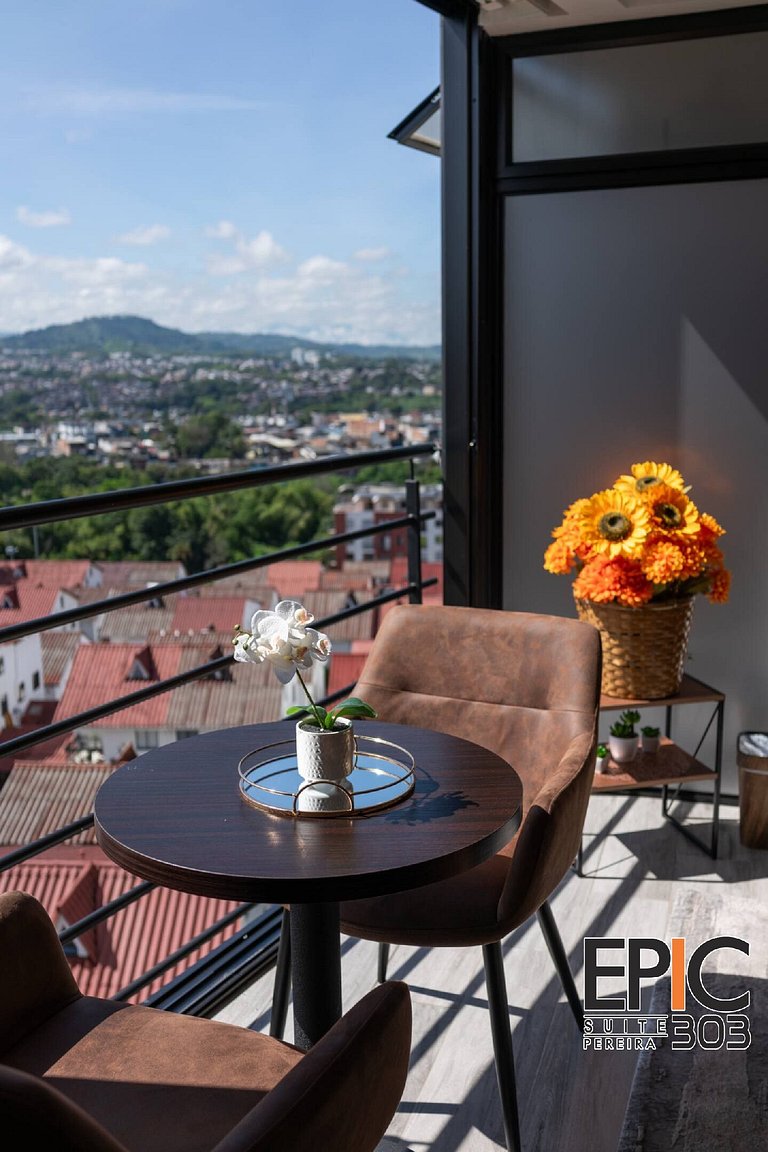 Epic Suite 303 Luxury Loft Airport