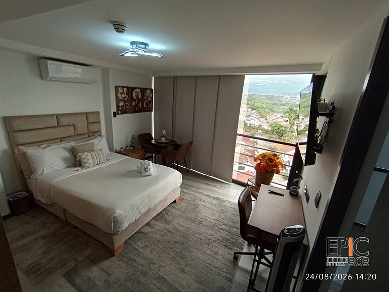 Epic Suite 303 Luxury Loft Airport