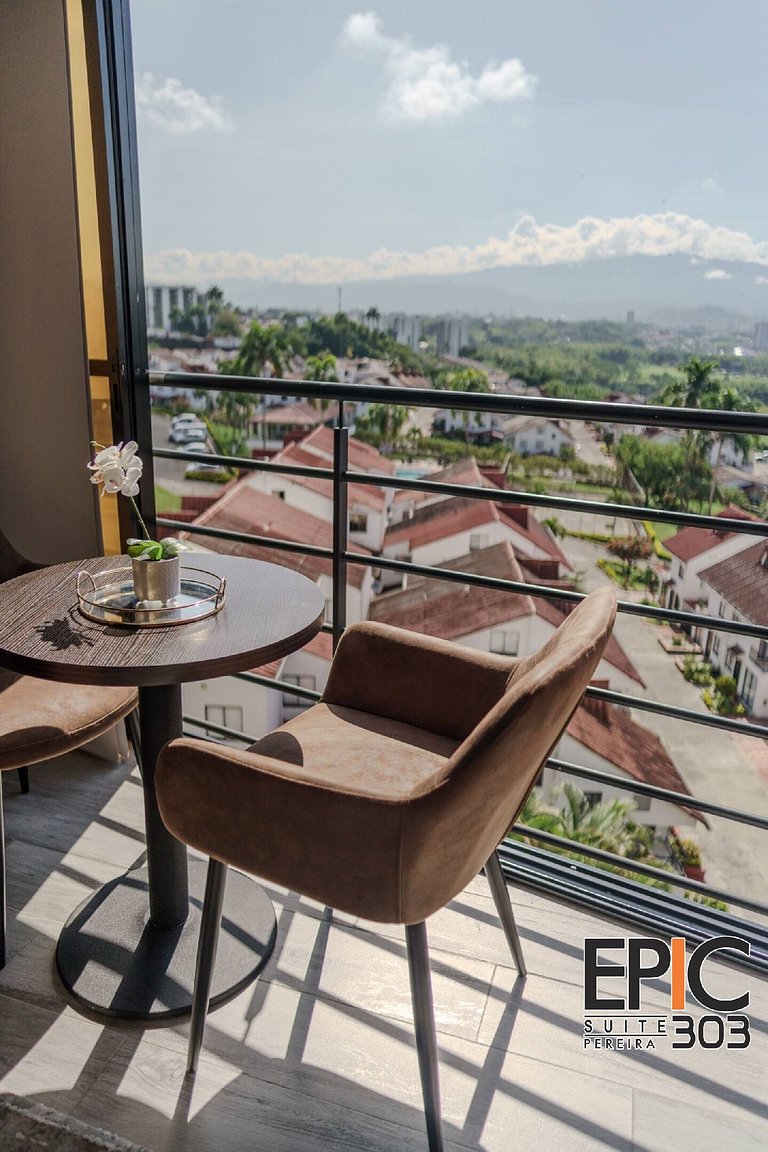 Epic Suite 303 Luxury Loft Airport