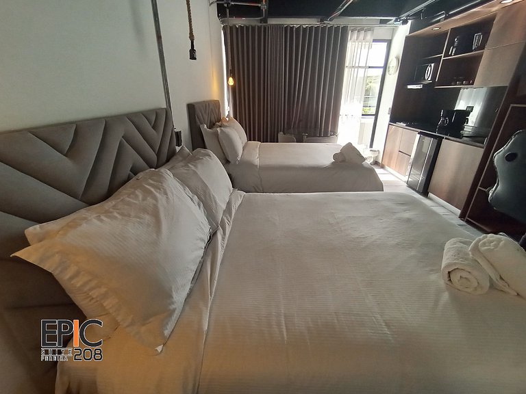 Epic Suite 208 Fam Loft Deluxe 4P