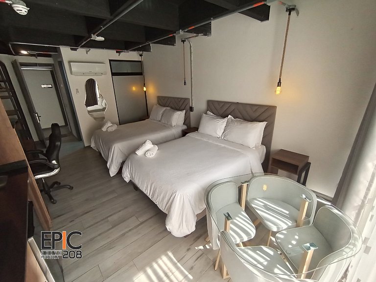 Epic Suite 208 Fam Loft Deluxe 4P