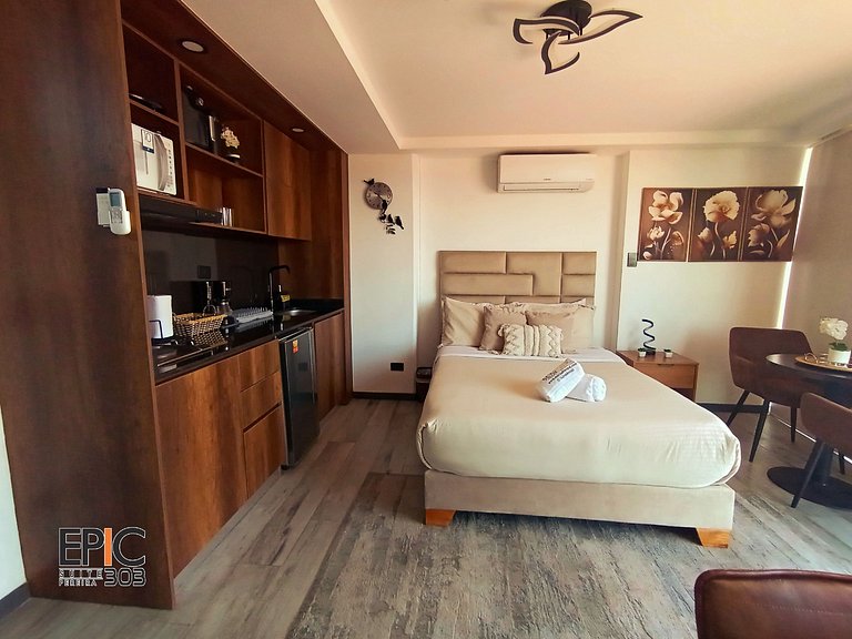 Epic Suite 303 Luxury Loft Airport