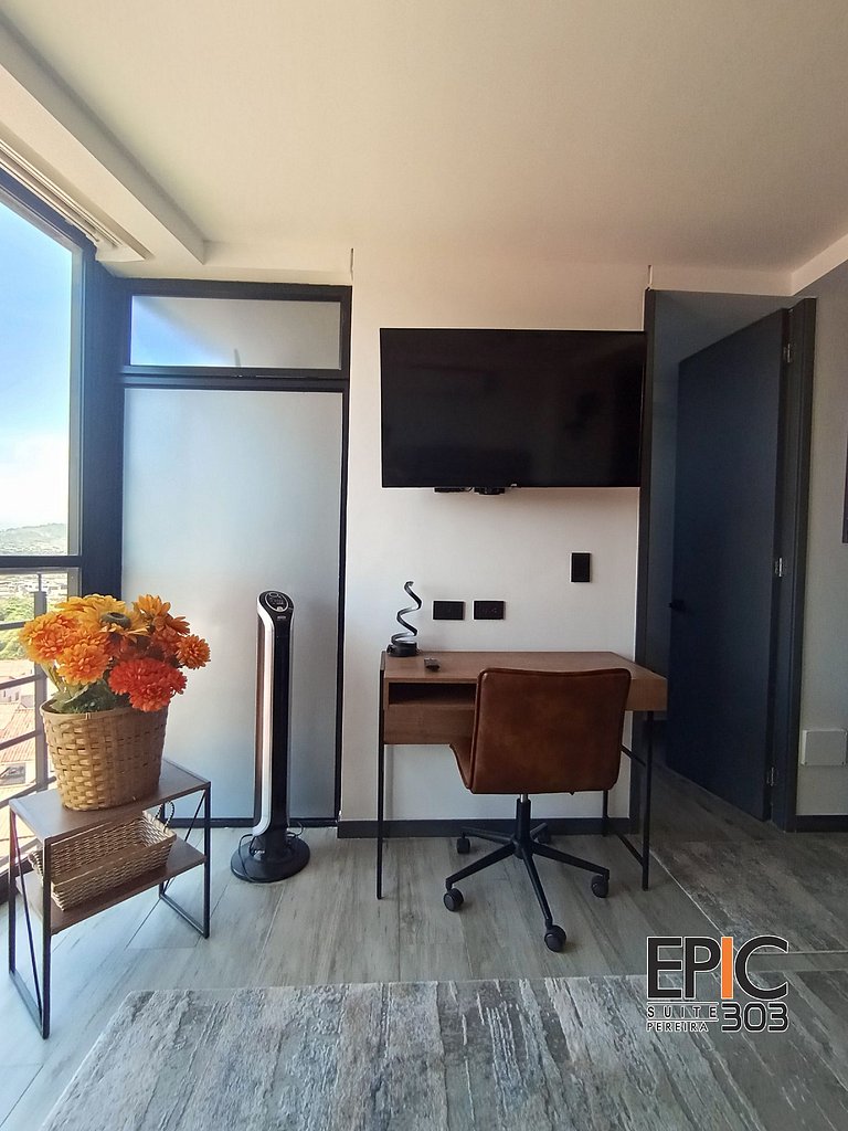 Epic Suite 303 Luxury Loft Airport