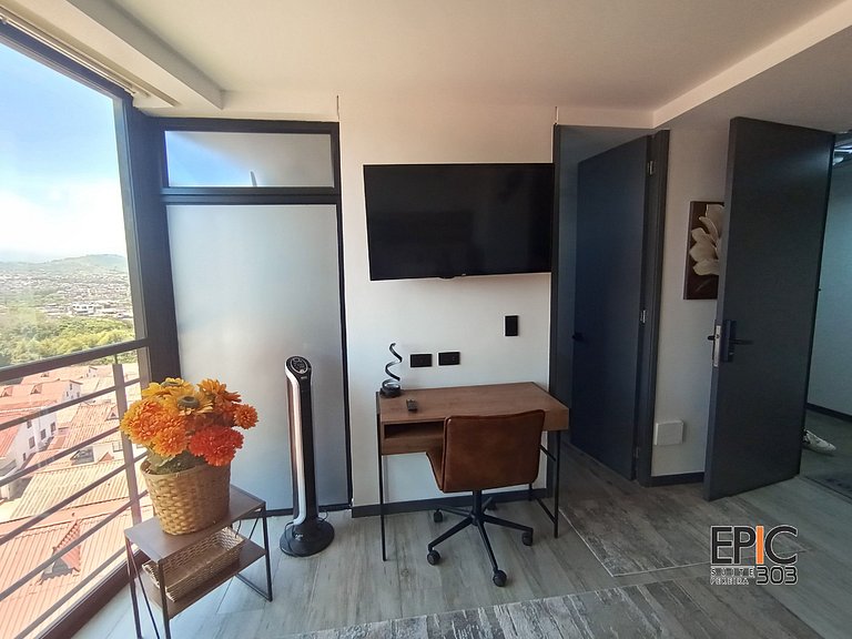 Epic Suite 303 Luxury Loft Airport