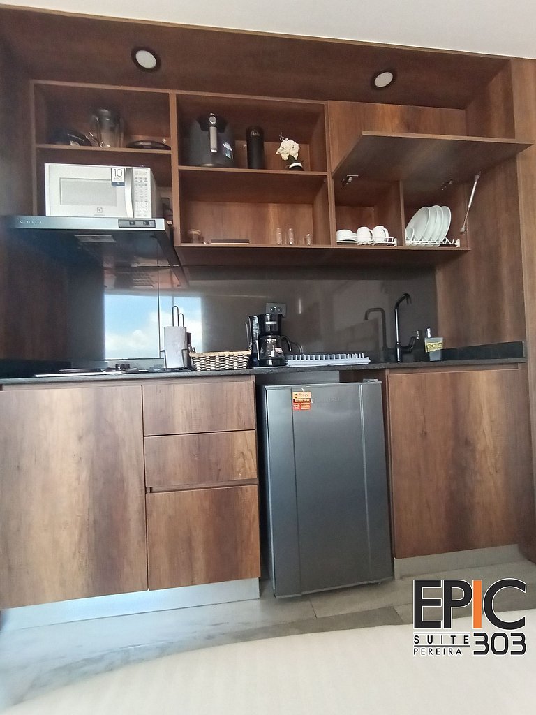 Epic Suite 303 Luxury Loft Airport
