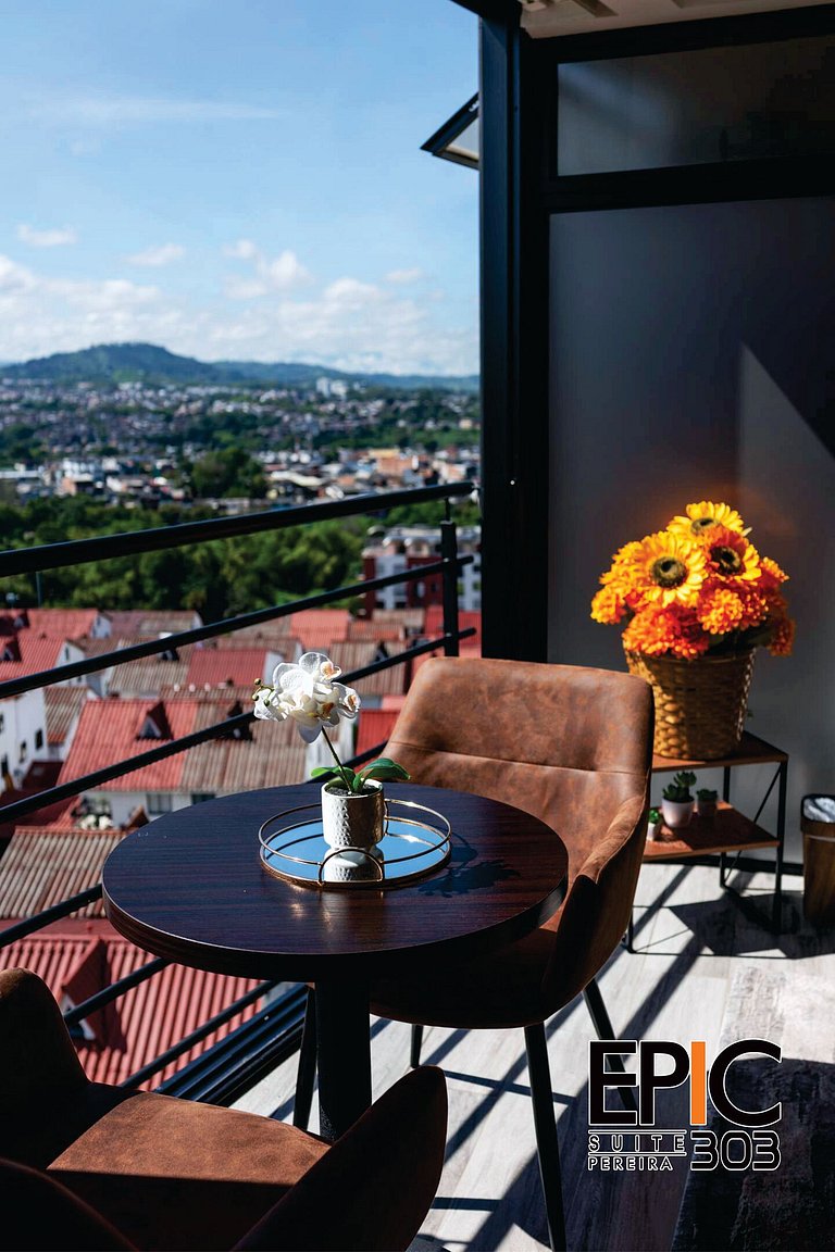 Epic Suite 303 Luxury Loft Airport