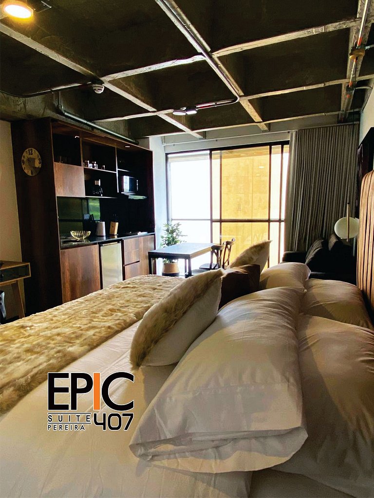 Epic Suite 407 Luxury Loft • King Bed • Airport