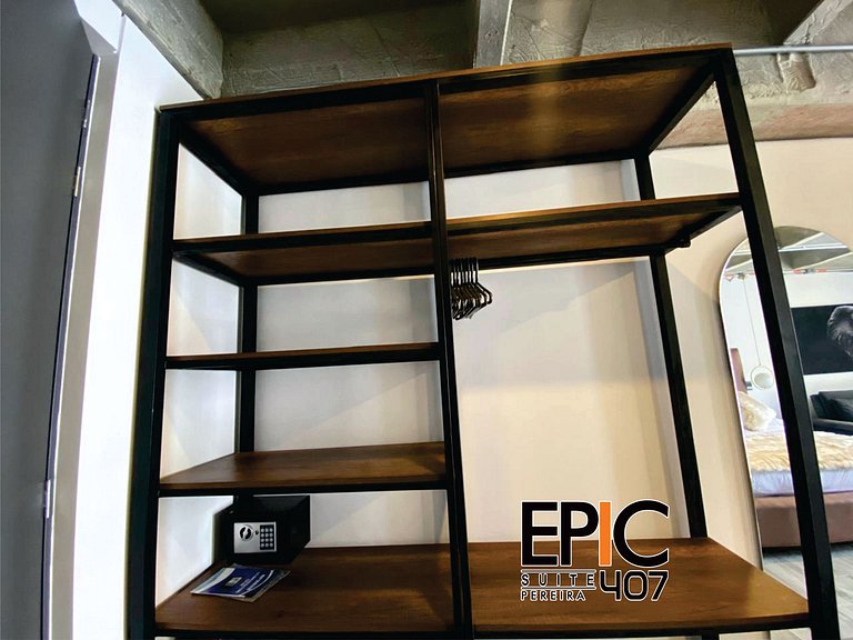 Epic Suite 407 Luxury Loft • King Bed • Airport