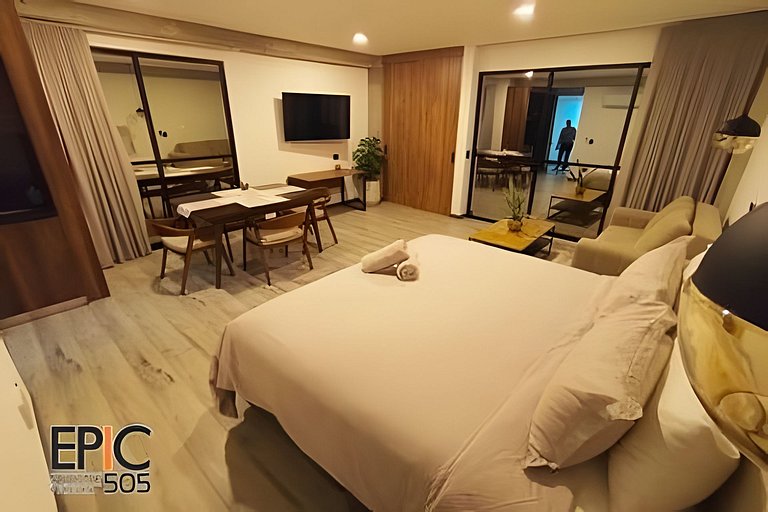 Epic Suite 505 •King Bed +Sofácama •5 min Airport